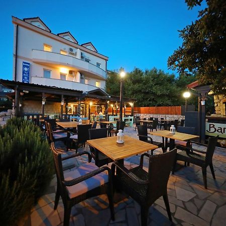 Apartmani "Jadran" Pag Town Zewnętrze zdjęcie