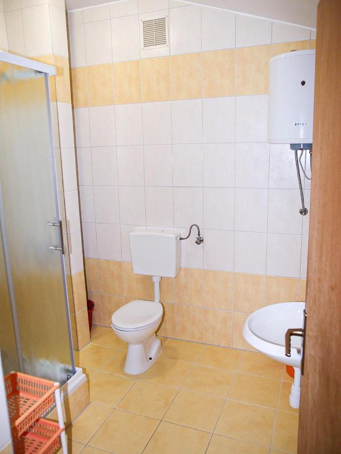 Apartmani "Jadran" Pag Town Zewnętrze zdjęcie